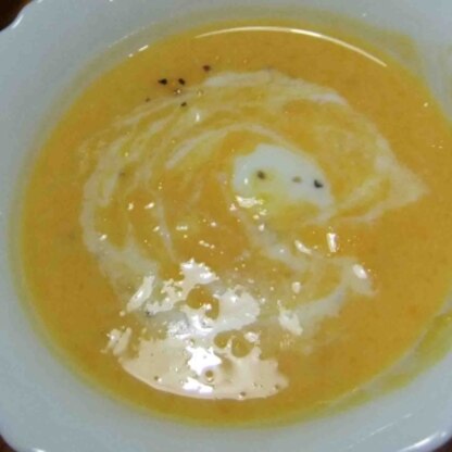 こんにちは！
ハーブが香る、冷たいスープ美味しいですね
!(^^)!
ごちそうさまでした
(=^・^=)